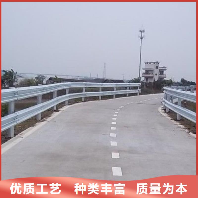 【道路护栏】-镀锌管景观护栏用心做好每一件产品厂家采购