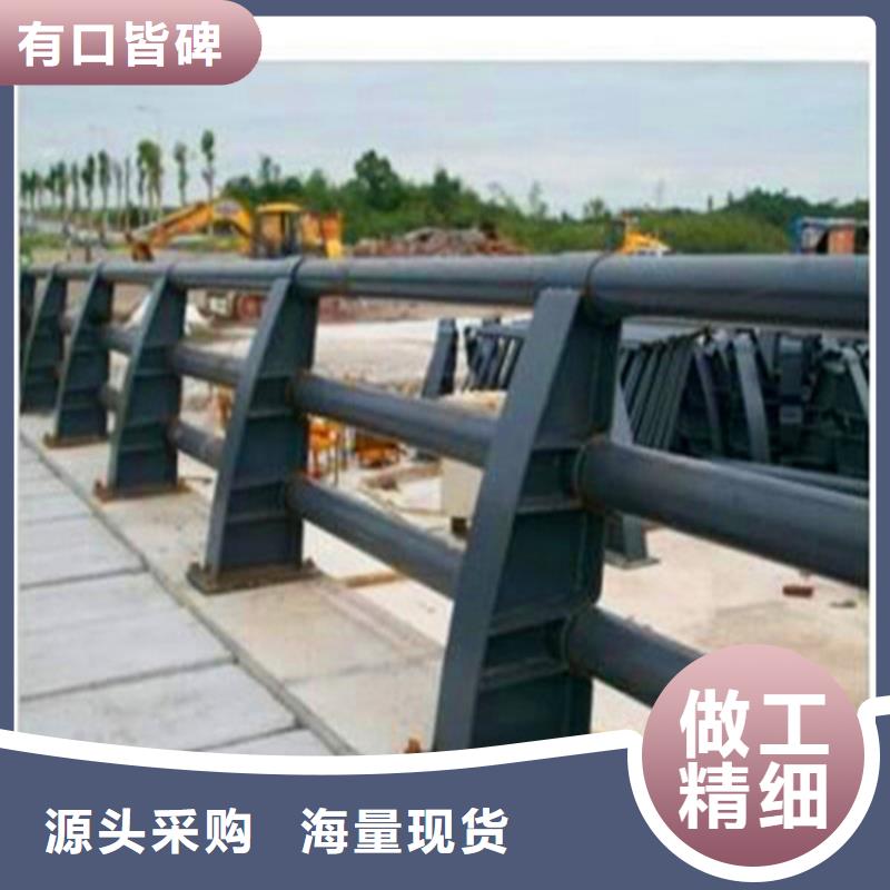 ​灯光护栏灯光防撞护栏专注生产制造多年常年出售
