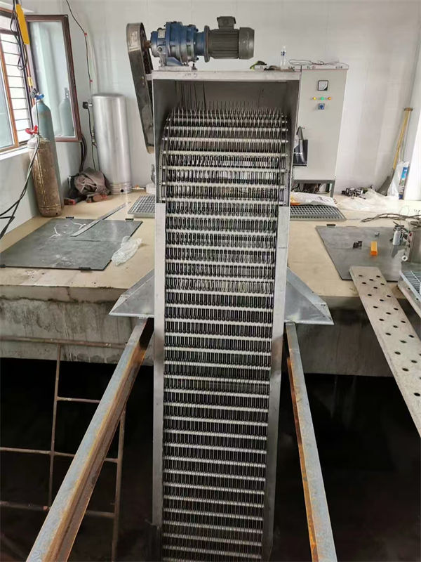 清污机-回转式格栅除污机设计制造销售服务一体