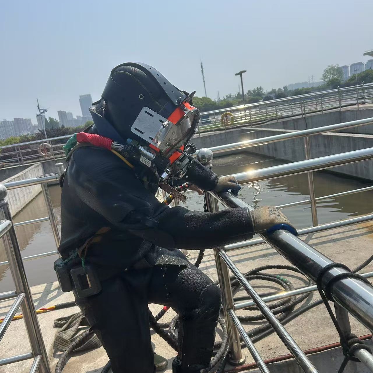 水下堵漏公司盛龙【水下】,水库水下堵漏随叫随到