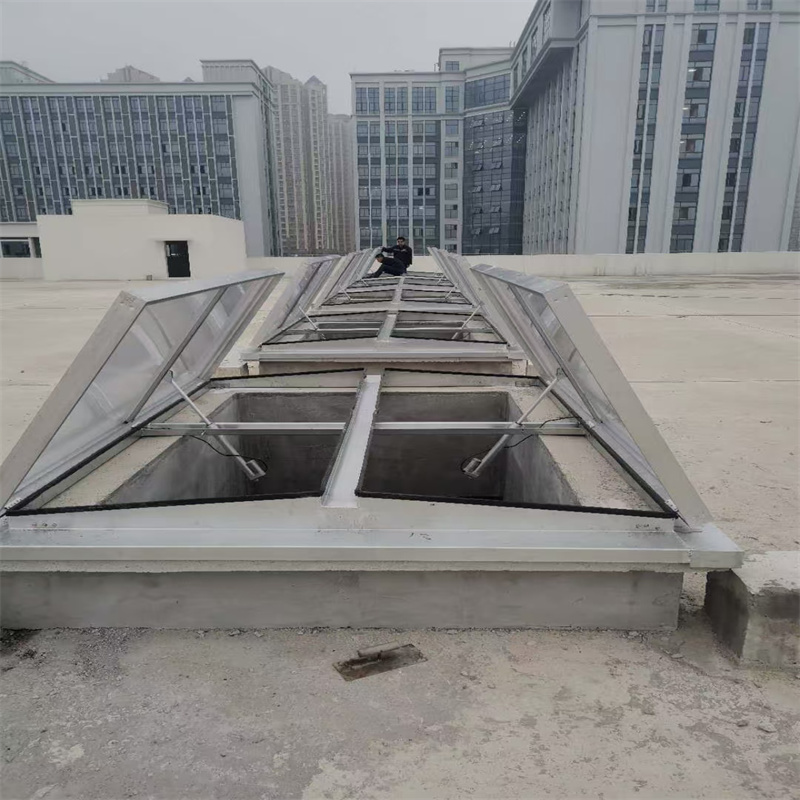 G型百叶窗型消防排烟天窗图片