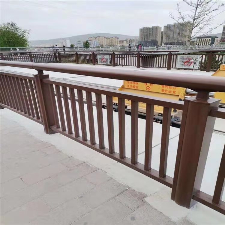 灯光桥梁防撞护栏满焊工艺坚固耐用