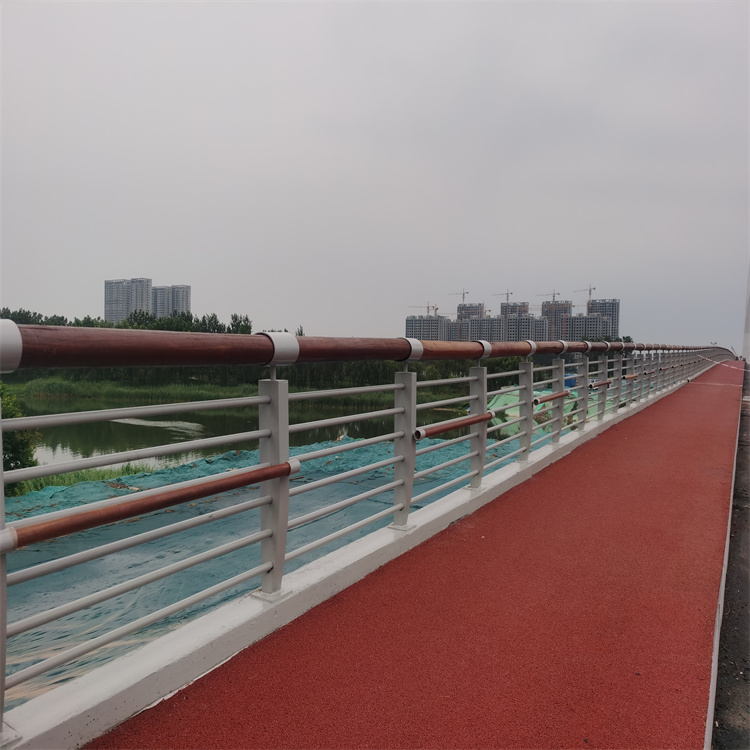 聚宜兴不锈钢复合管厂家【氟碳漆喷塑防撞护栏】,碳素复合管产地源头好货qy55.com