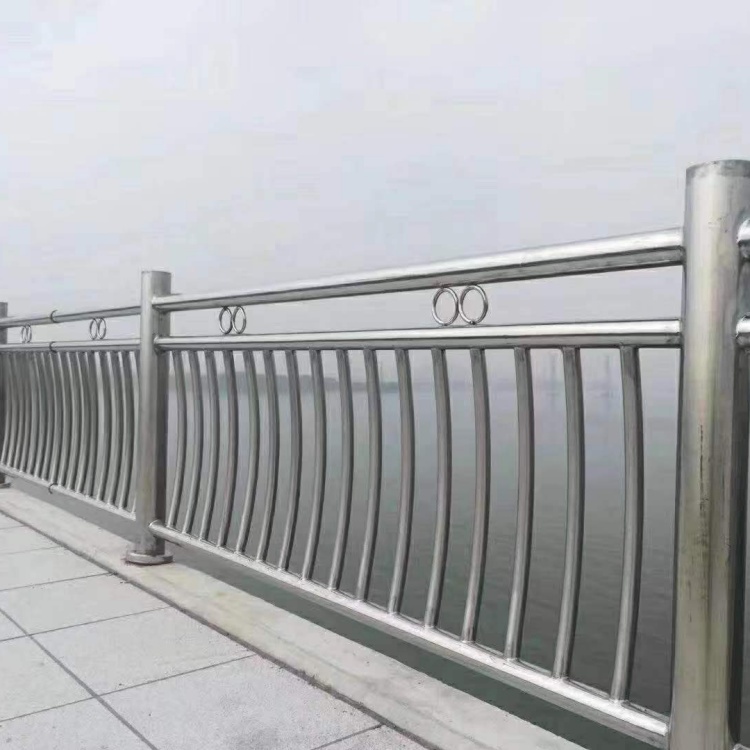 橋梁護欄防撞鋼護欄貨源充足
