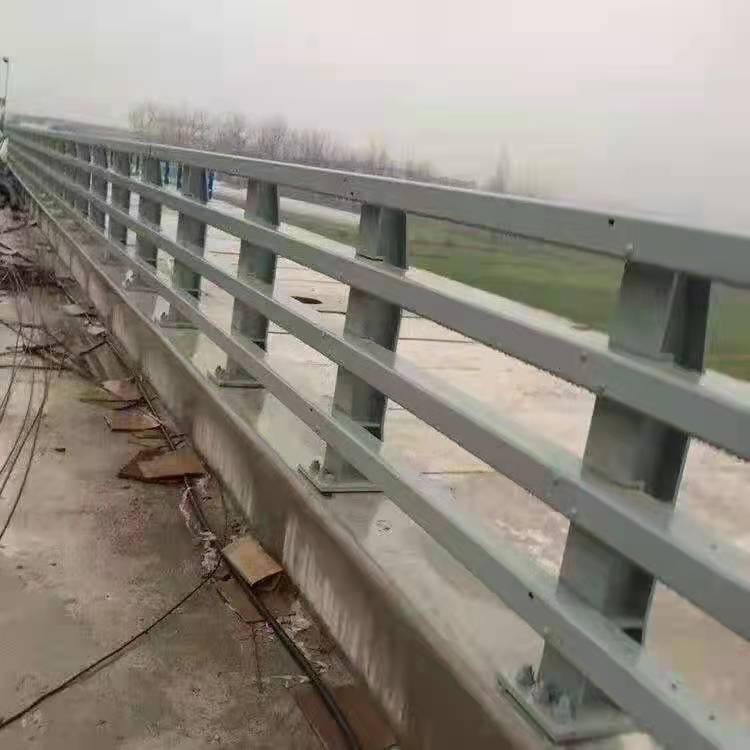 護欄不銹鋼復合管欄桿專業設計