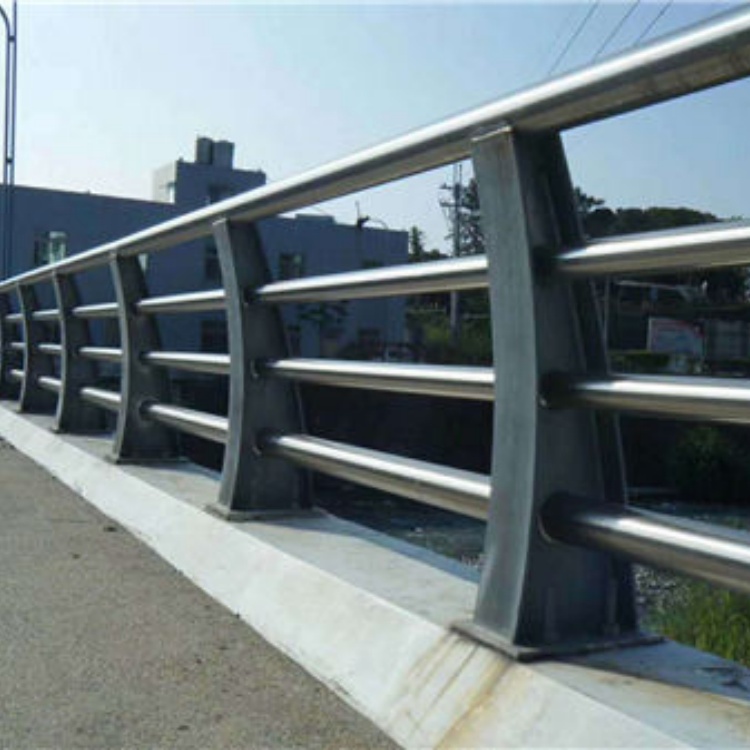 道路护栏缆索不锈钢防撞护栏常年供应