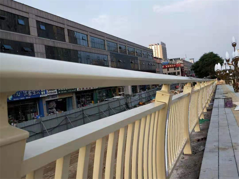 铝合金护栏实地大厂