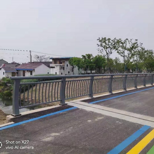 道路护栏新品正品
