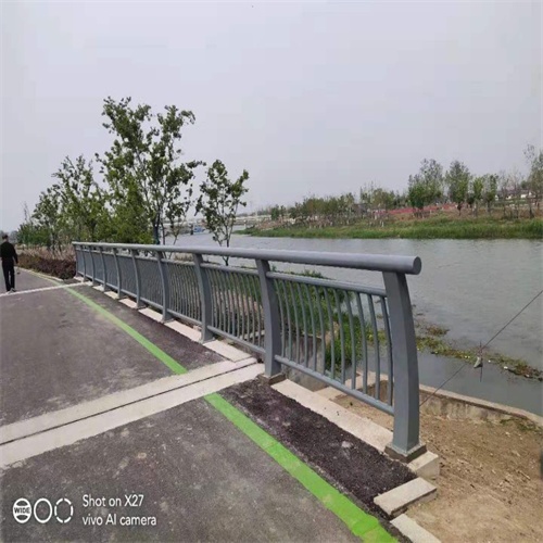 公路护栏批发零售