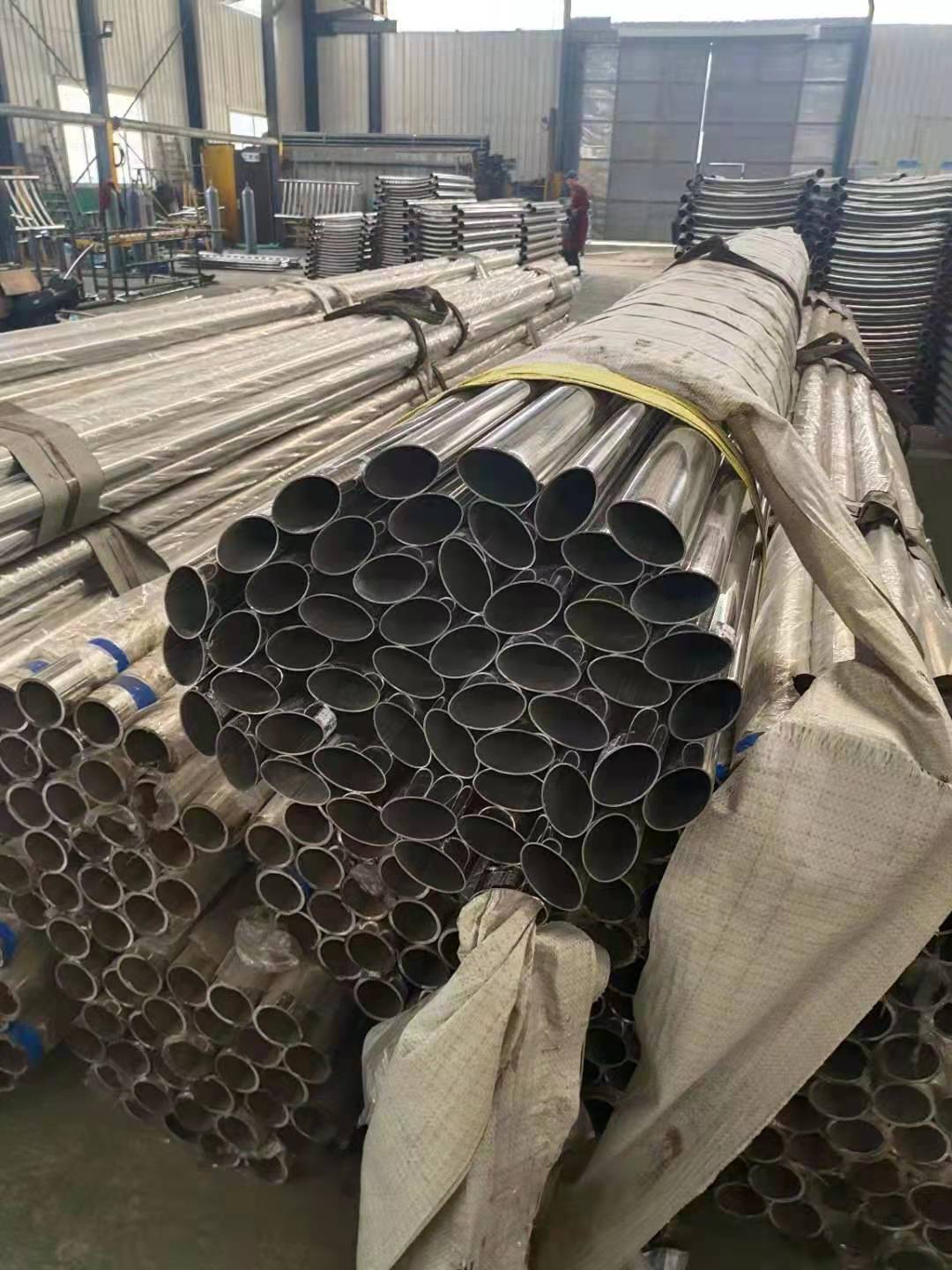 不銹鋼復合管橋梁護欄欄桿精工打造本地經銷商