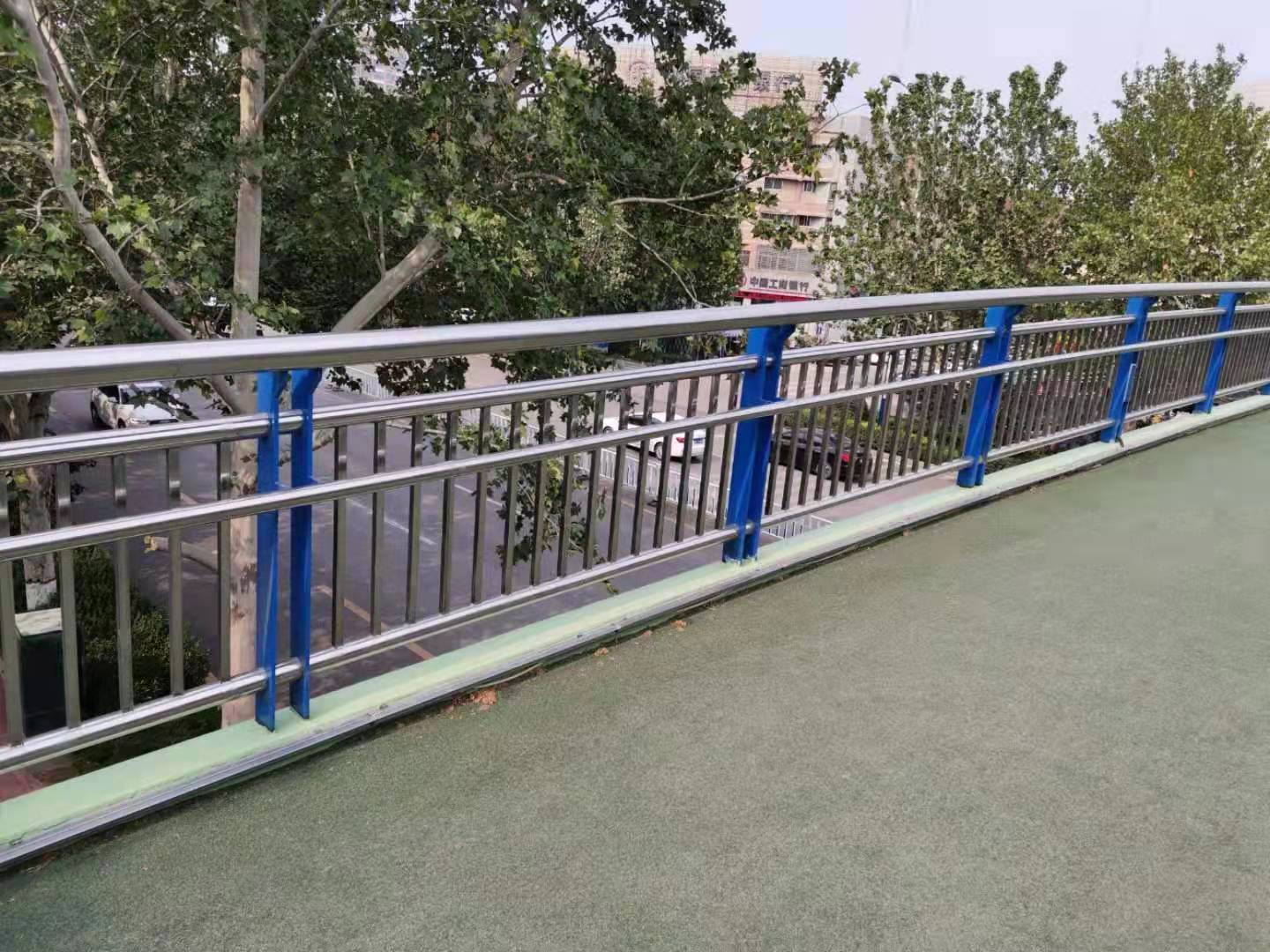 不锈钢复合管放心得选择