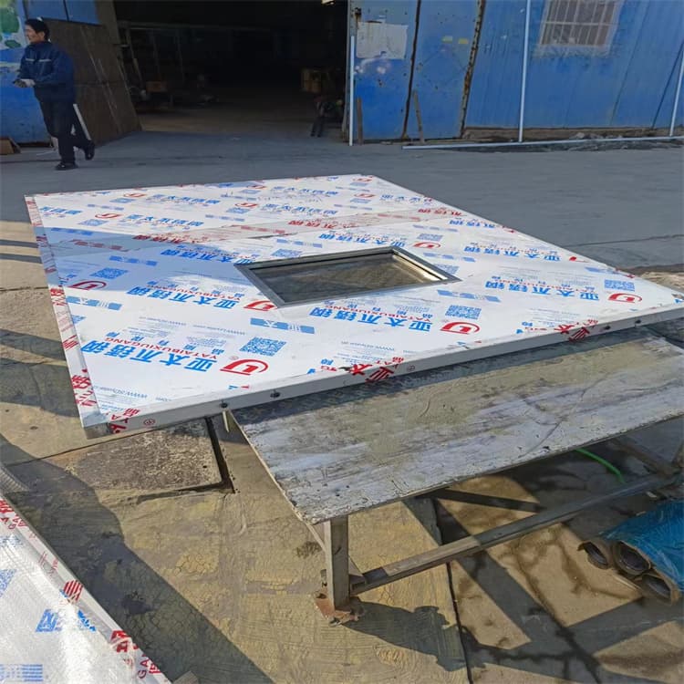 销售电动不锈钢铅门的厂家