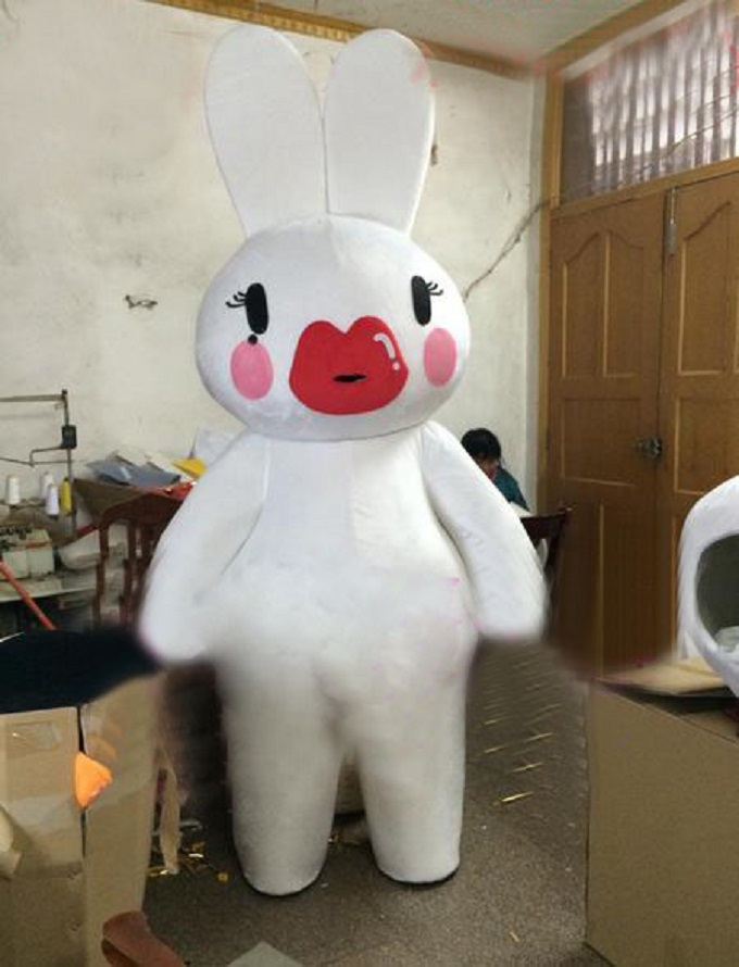卡通人偶服装定制玩偶服厂家,毛绒玩具口碑好