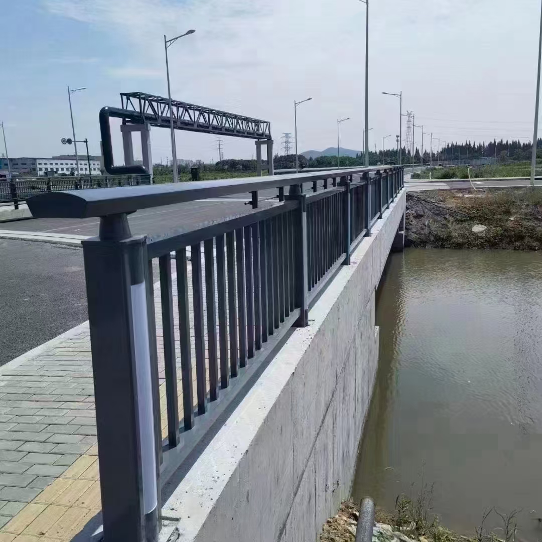 护栏-【桥梁护栏厂家】定制定做-市场覆盖|汕头|深圳|河源|广州|梅州-企业旺旺