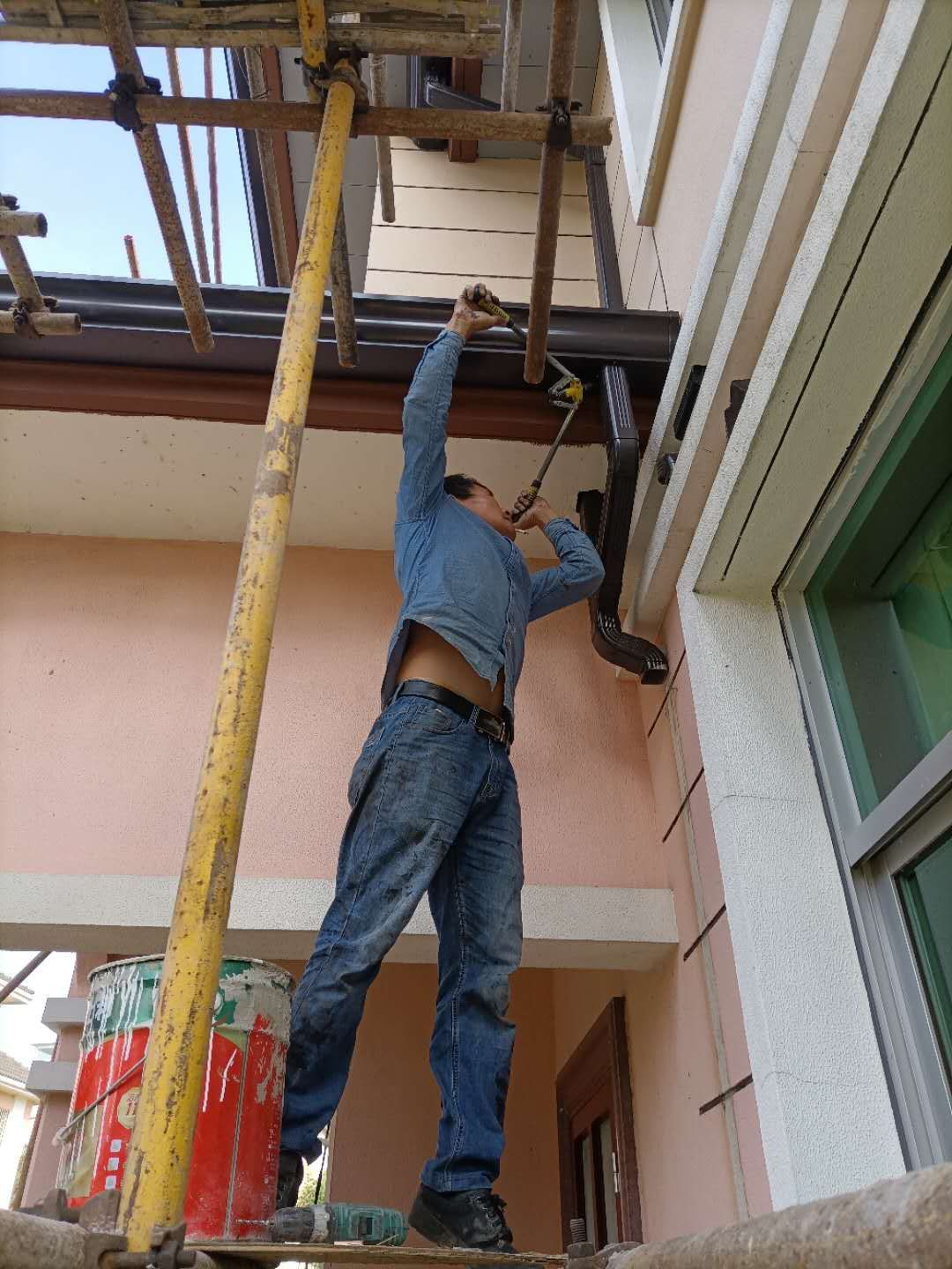 pvc落水管彩铝金属雨水管让利促销货源报价