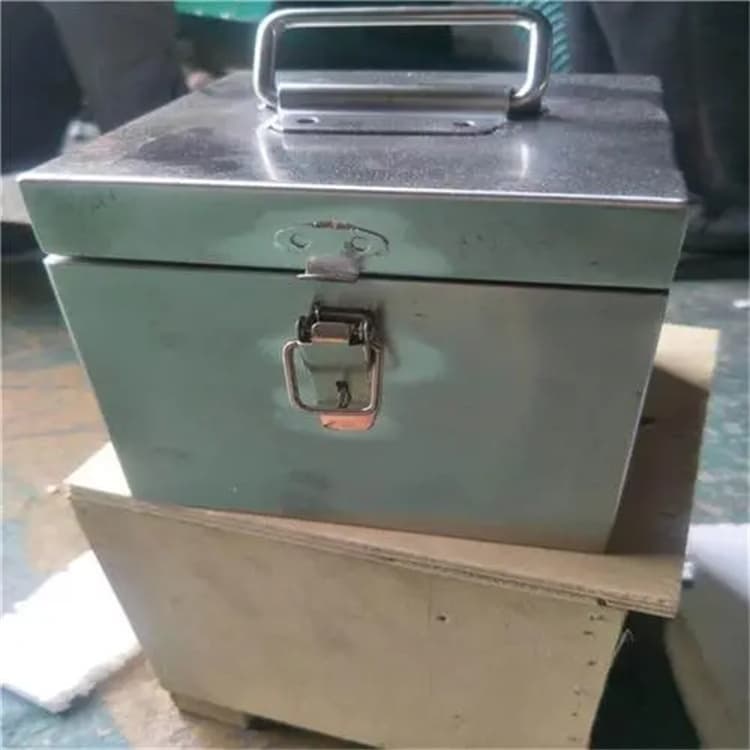 优惠的20升射线防护铅箱