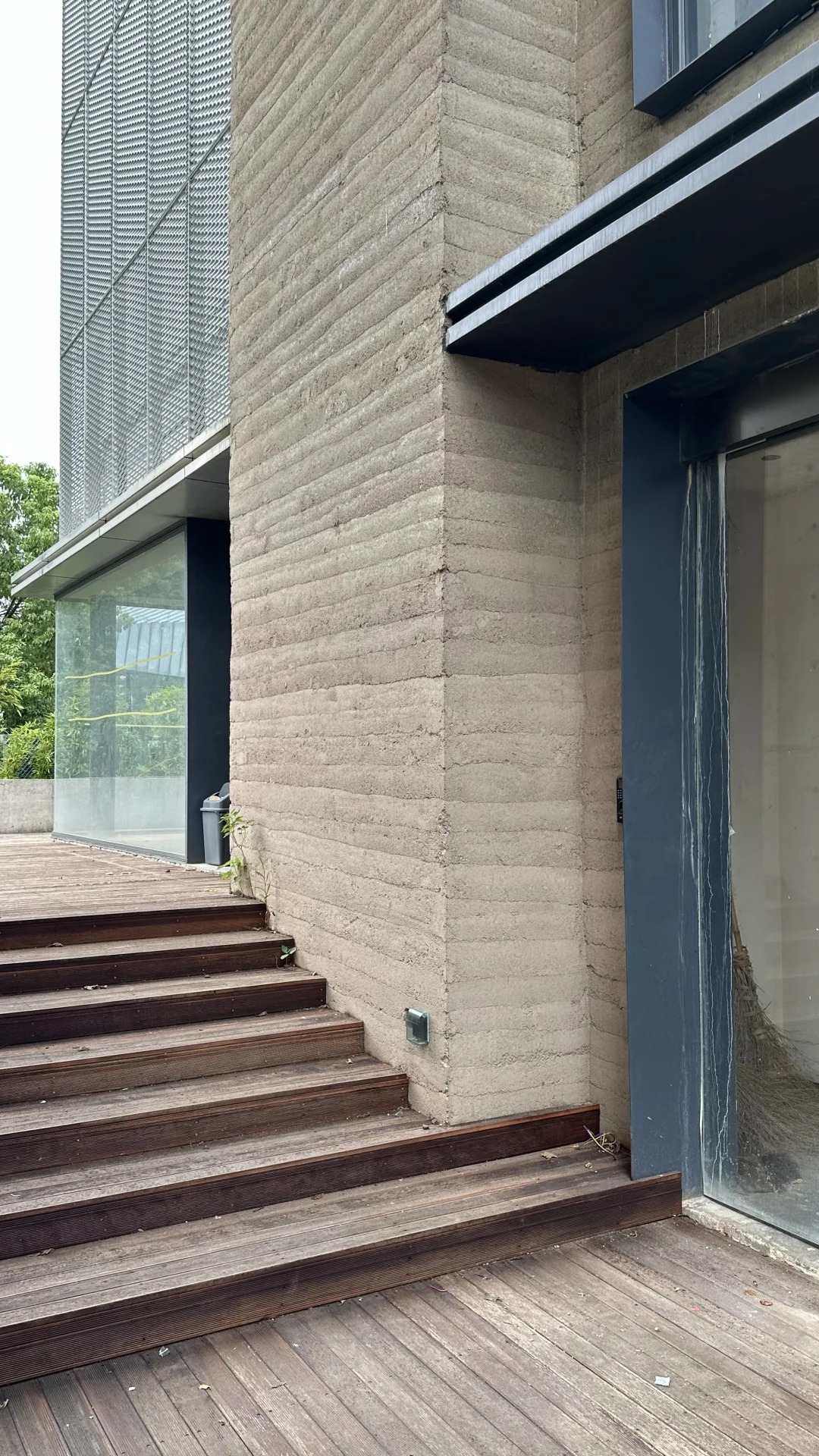 仿夯土肌理漆全包施工買的放心