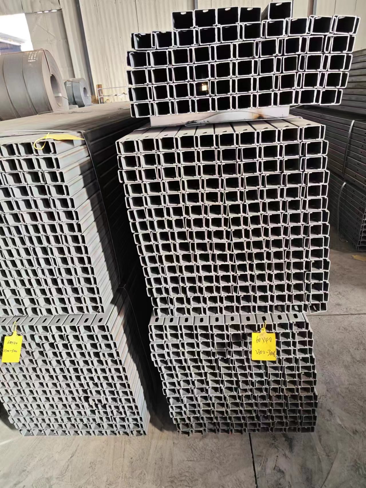 华冶光伏支架【CZU型钢几字型钢】太阳能光伏支架实力雄厚品质保障企业旺旺