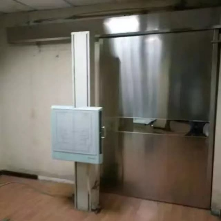 铅门用心制造
