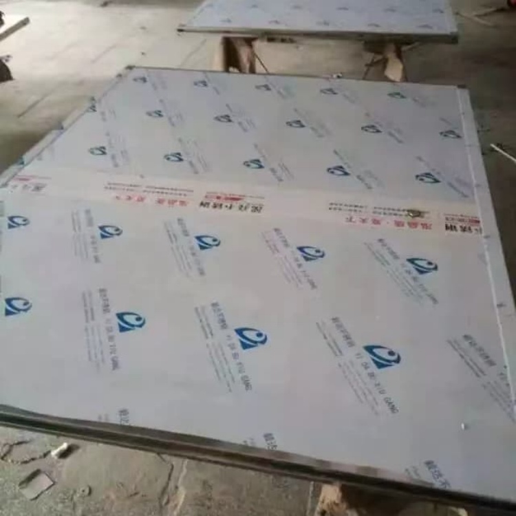 铅门用心制造
