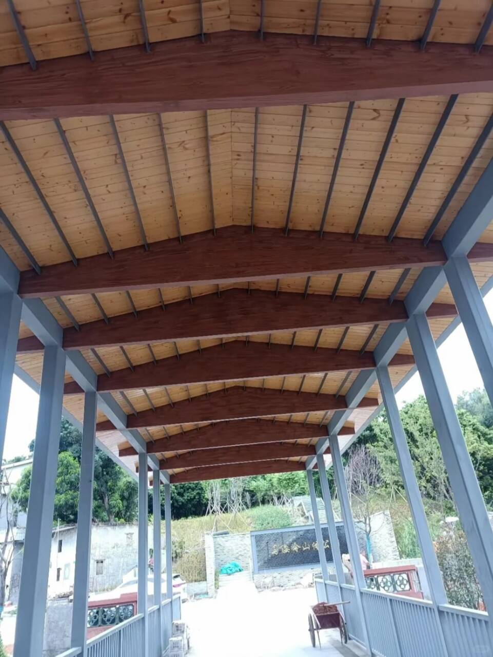 不锈钢仿木纹漆，长廊花架木纹漆，水性木纹漆施工价格