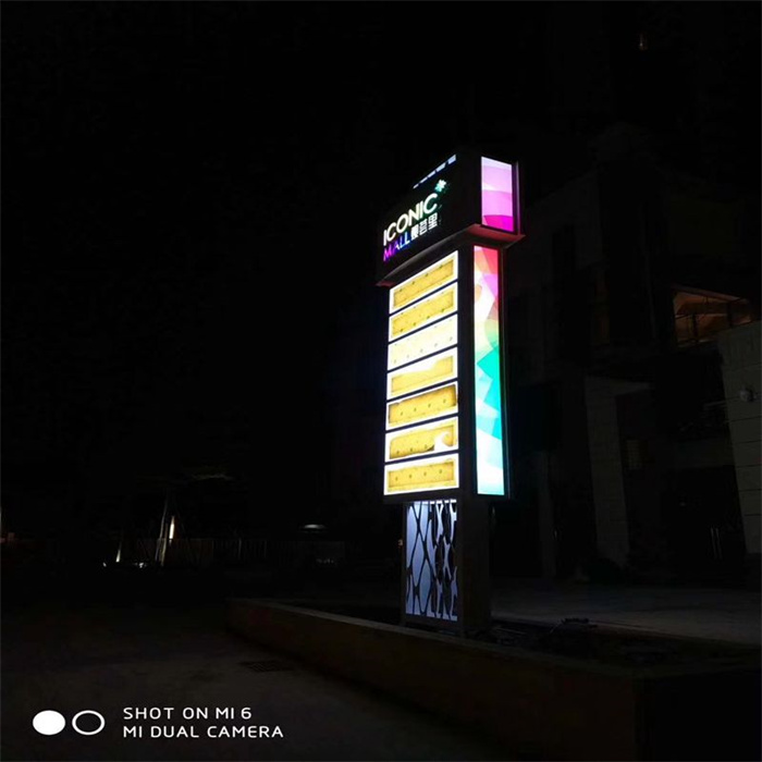 精神堡垒移动公厕卫生间用好材做好产品本地公司