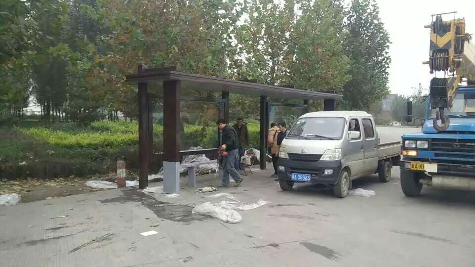 高端电子站牌候车亭性价比高性能稳定