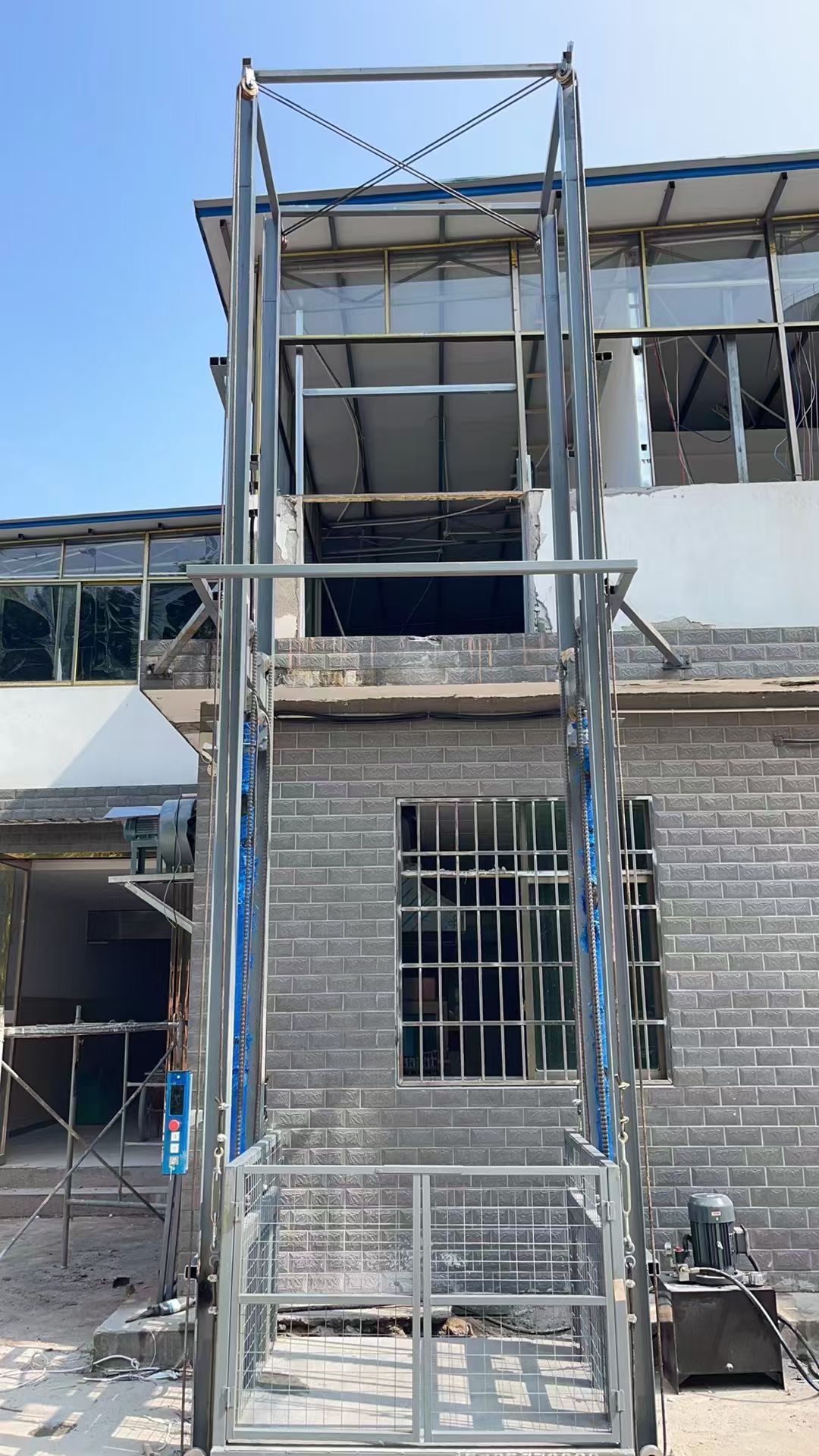 剪叉式可移动升降机生产当地公司