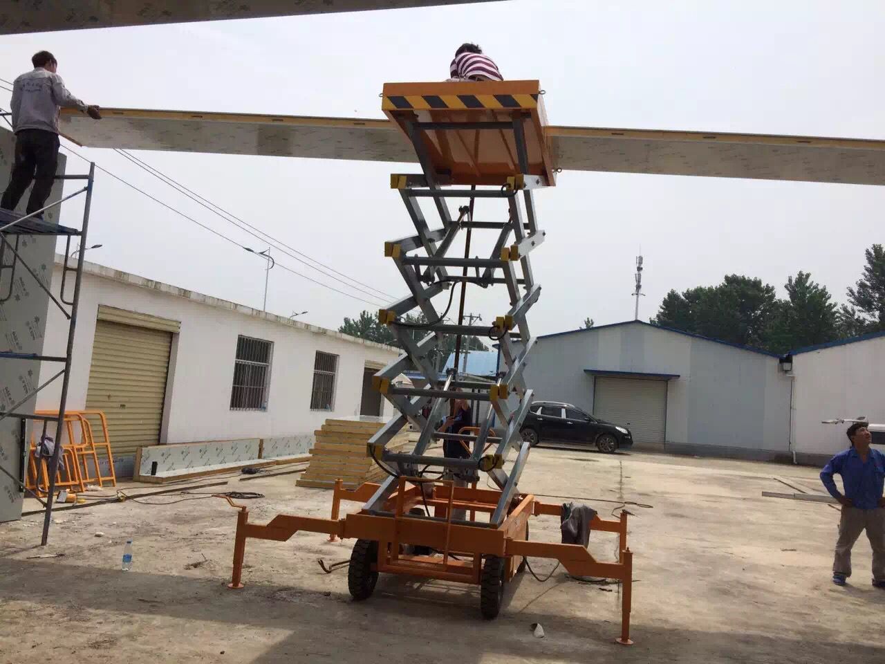 可移动剪叉式升降机报价