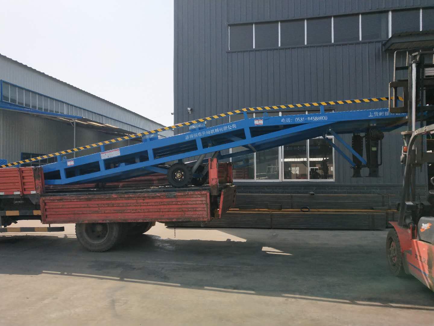 移動登車橋價格公司
