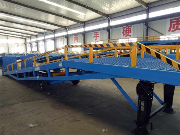 ​移动登车桥载重10t价格公司型号齐全