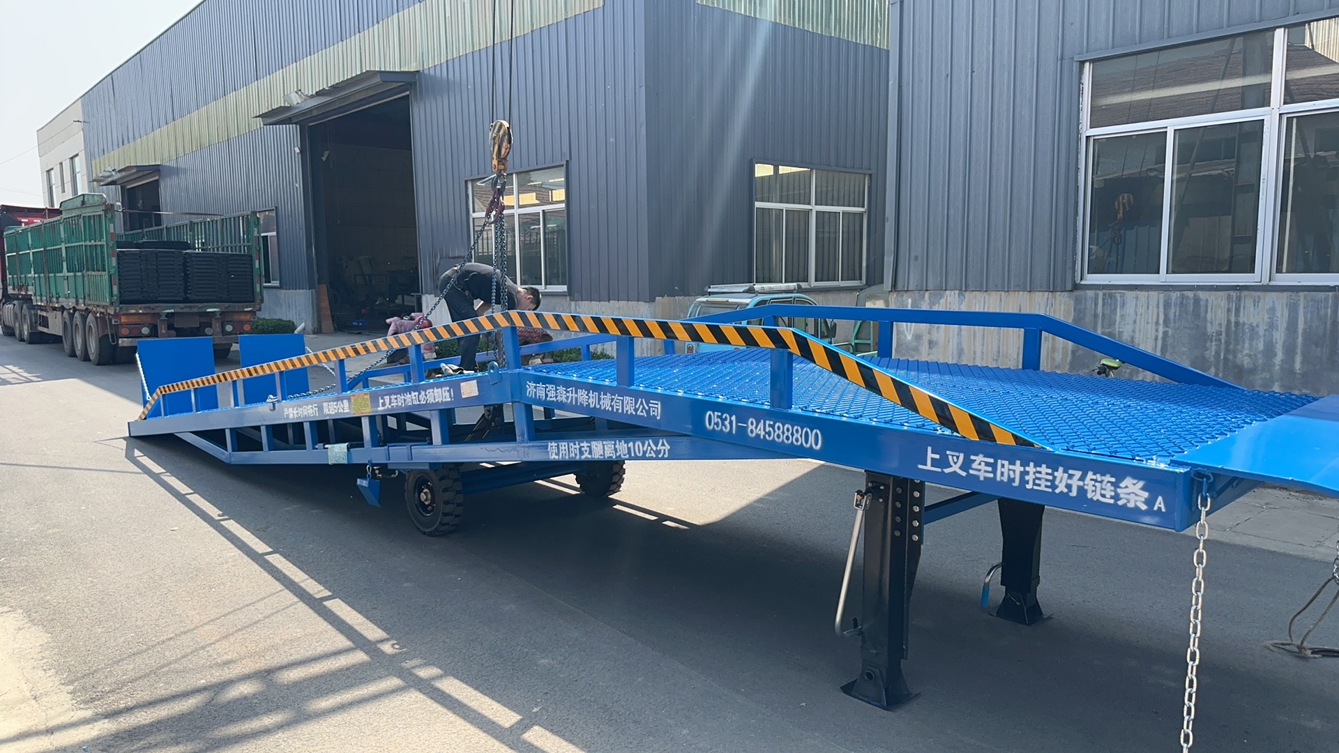 登車橋報價同城制造商