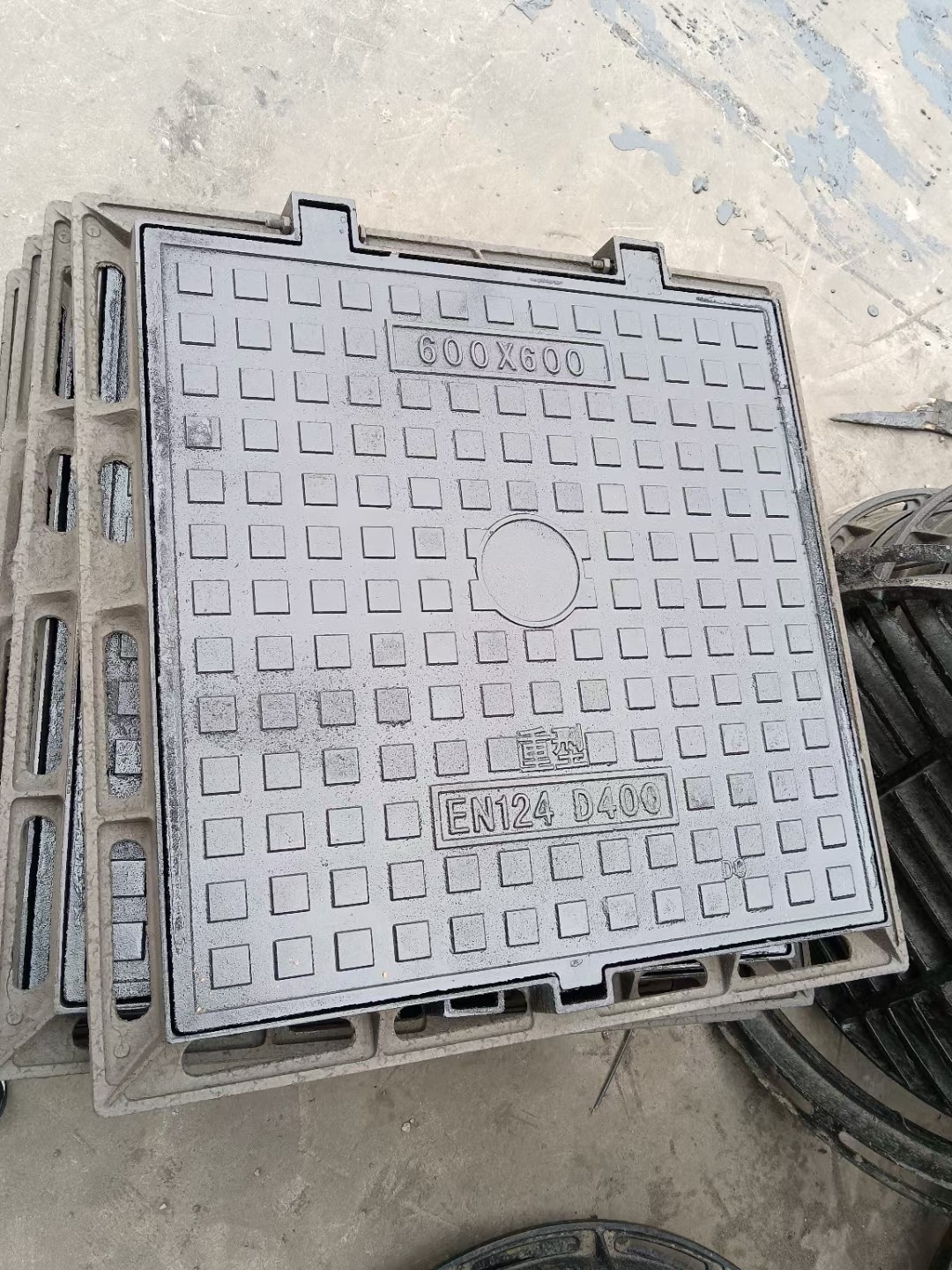 带锁井盖QT500-7建通铸造厂家严选好货