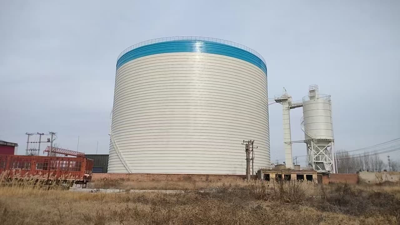 2萬噸粉煤灰鋼板倉工藝精致廠家直銷大量現貨