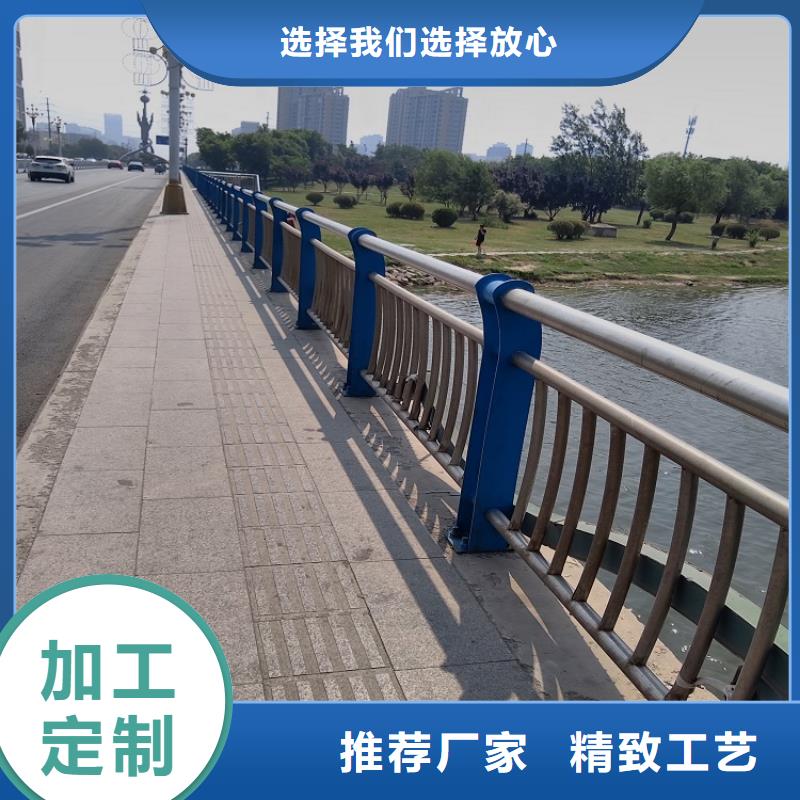 河源桥梁护栏防撞等级标准厂【lcbqbxg】防撞护栏厂