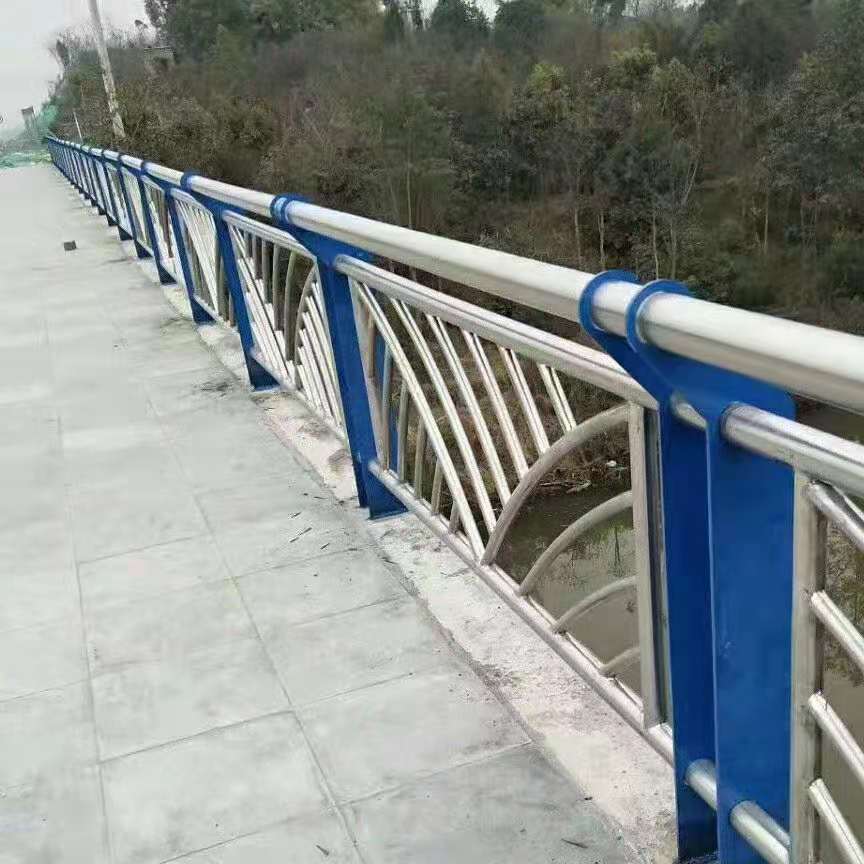《黔西南》咨询桥梁防撞护栏质量有保证