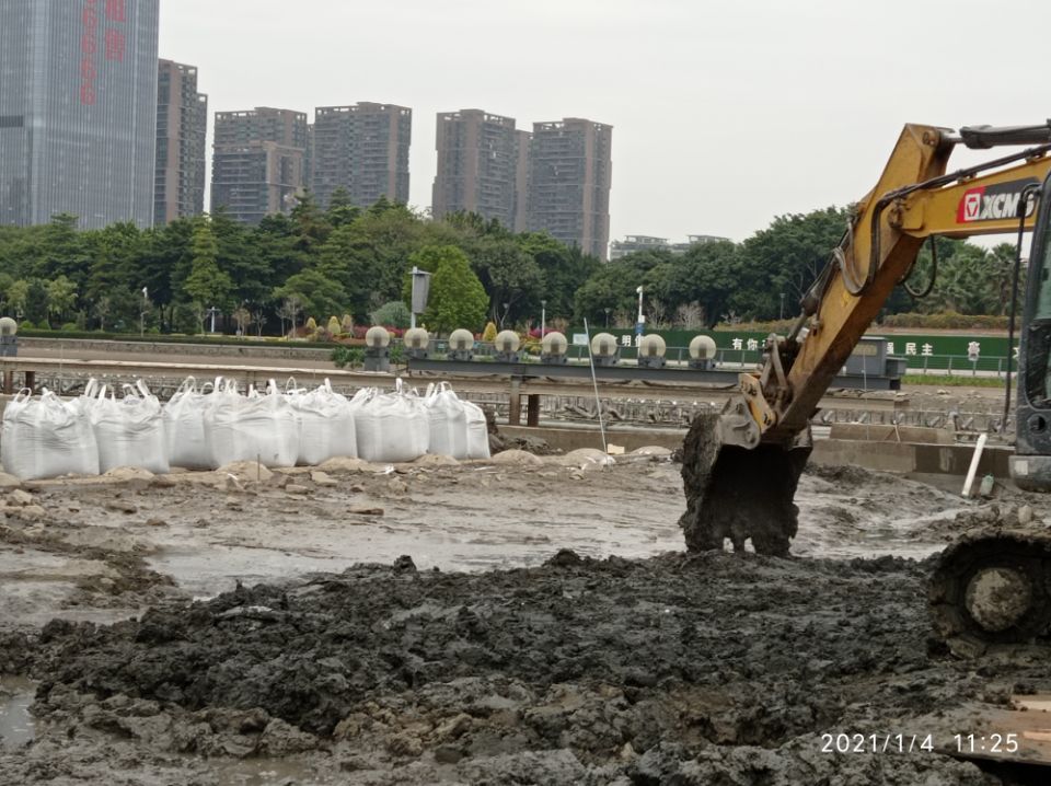 堤坝围埝土壤固化 来宾采购淤泥固化剂直销价格